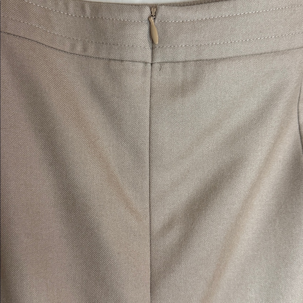 Akris Punto Beige 100% Wool Pleated A-Line Skirt Zip Pockets Size 8 - Picture 6 of 10